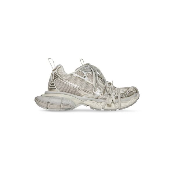 Womens 3xl Sneaker  in Off White