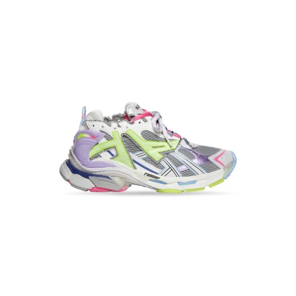 Mens Runner Sneaker in Grey