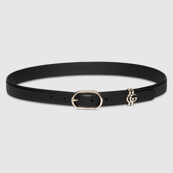 Belt with oval buckle