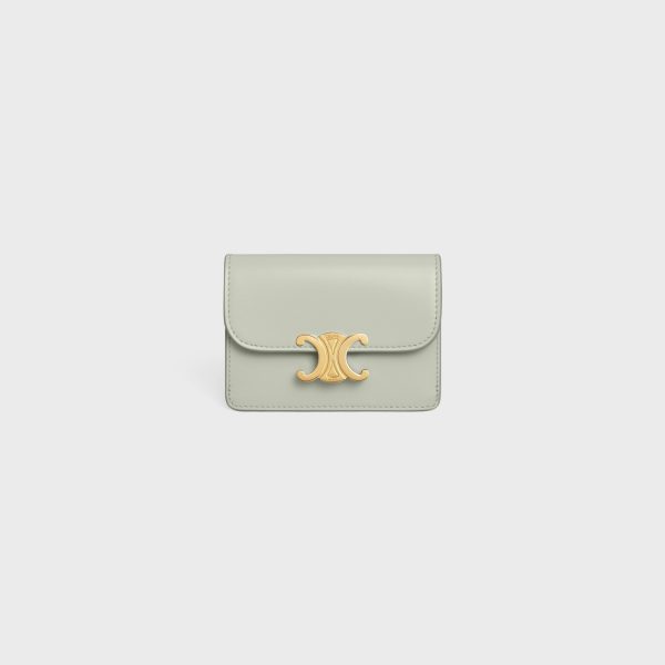 CARD HOLDER WITH FLAP TRIOMPHE IN SHINY CALFSKIN LIGHT CLAY