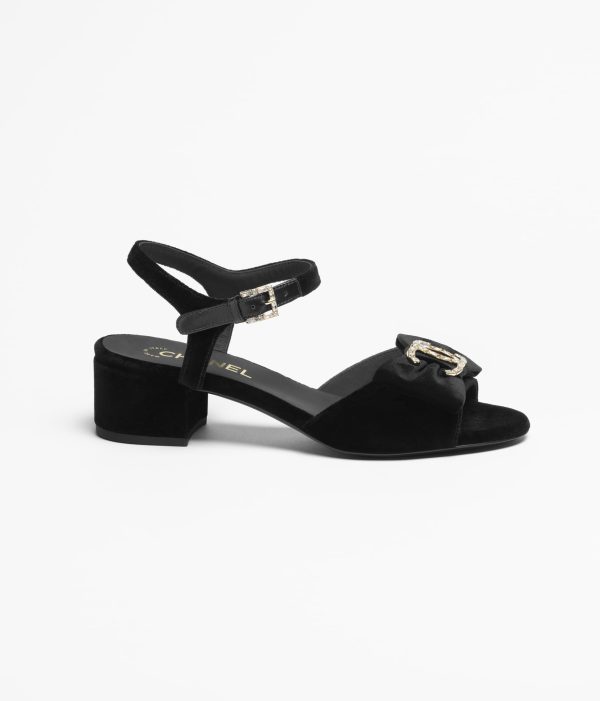 Fall-Winter 2024/25 Sandals