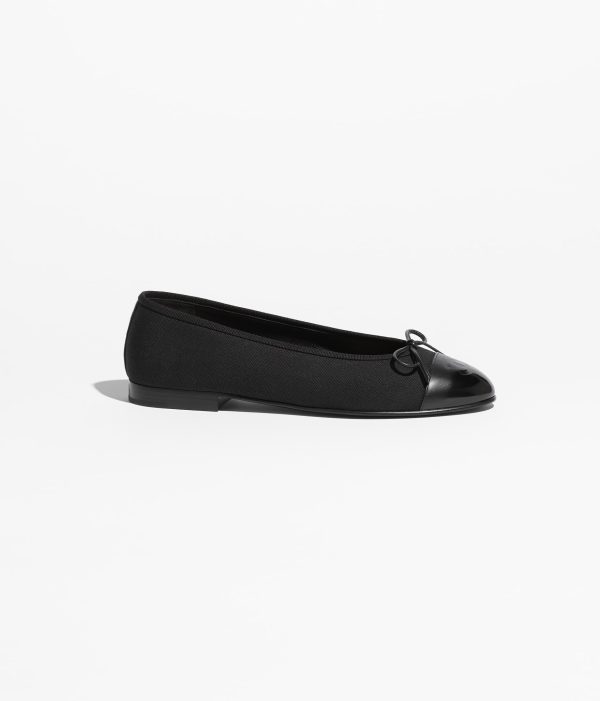 Spring-Summer 2025 Pre-collection Ballet flats
