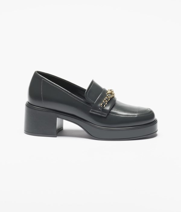 Fall-Winter 2024/25 Moccasins