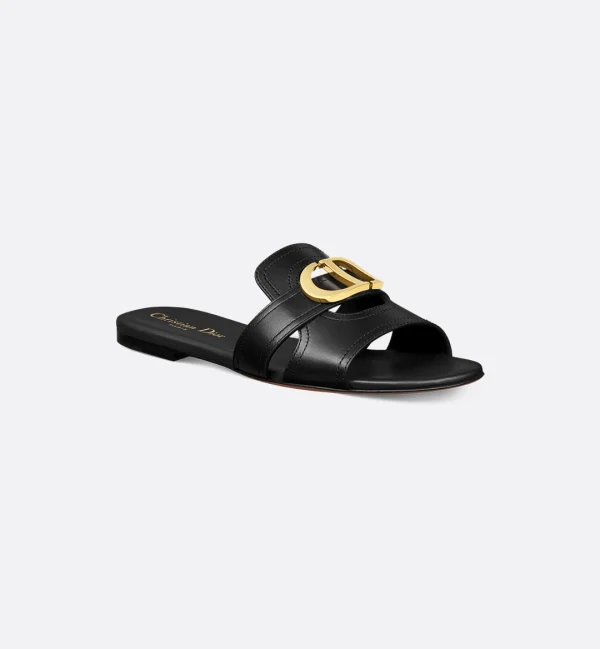 30 Montaigne Slide