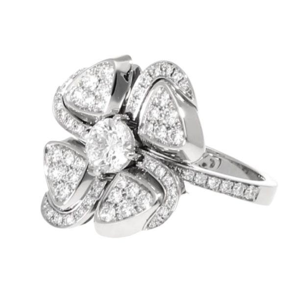 Fiorever Ring