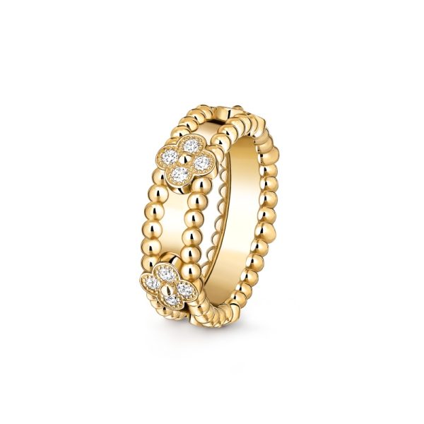 Perlee sweet clovers ring